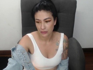 KEILYBENNET nude live sex video chat