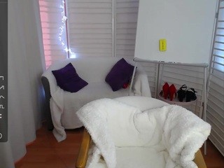 KisaItsMe nude live sex video chat