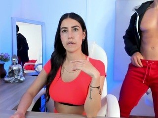 lauren-cuper nude live sex video chat