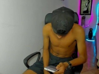 Michaell-Rahsford nude live sex video chat