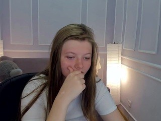 Vivian-cutie nude live sex video chat