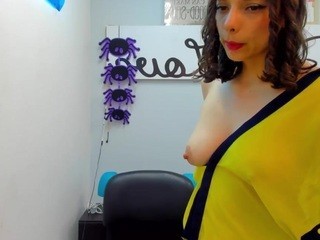 juli-giraldo nude live sex video chat