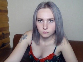 LeonaCruiser nude live sex video chat