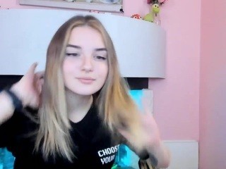 WinterrFlower nude live sex video chat