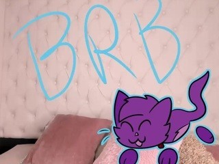 LuuQueen nude live sex video chat