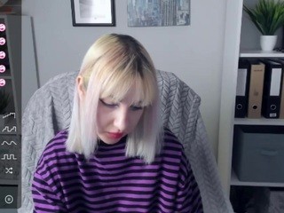 SaraChans nude live sex video chat