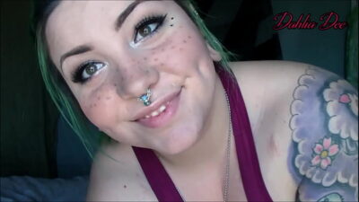 BBW Dahlia Closeup Fingering