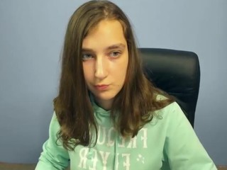 Meeeeeelissaa nude live sex video chat