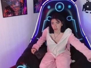 Kitsumii nude live sex video chat