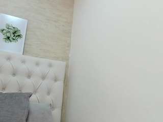 Isabella-Whitee nude live sex video chat