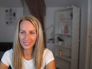 NikkiSexx18 nude live sex video chat