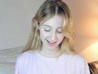 ashleycam nude live sex video chat
