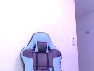 JULIA-BUST nude live sex video chat