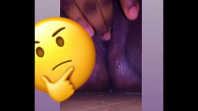 18 year old fingers and squirts