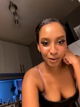 brownskingirll naked strip webcam for live sex video chat