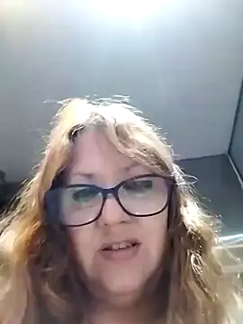 Hotbabysucks1 naked strip webcam for live sex video chat
