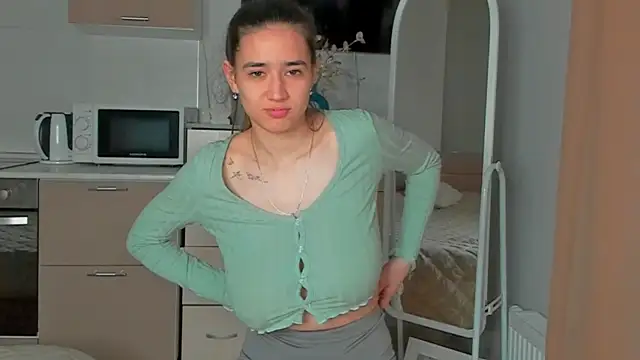 MelonsWorld1 naked strip webcam for live sex video chat