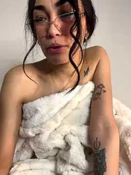 MichelleFerry_ naked strip webcam for live sex video chat
