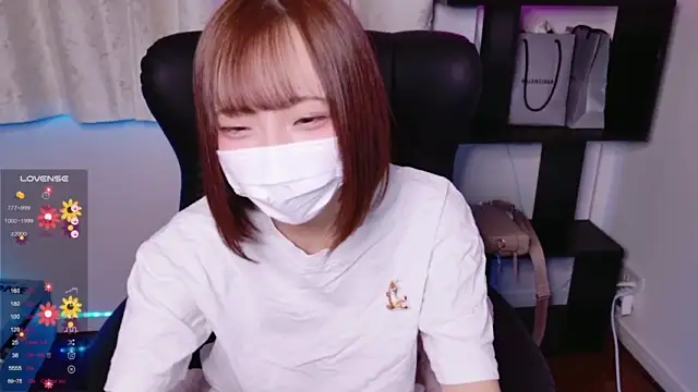nyakotan naked strip webcam for live sex video chat