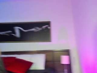 adelinee-18 nude hot live sex chat