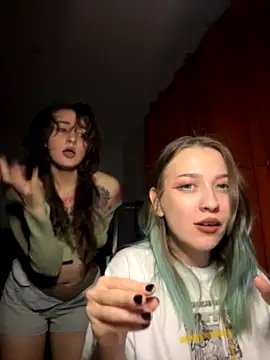 Dooubletroublee naked strip webcam for live sex video chat