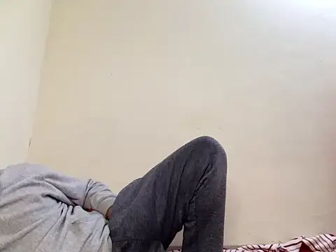 explicitbee11 naked strip webcam for live sex video chat