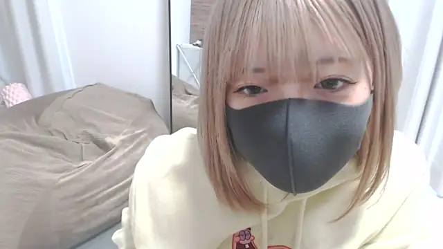 nako-nako naked strip webcam for live sex video chat