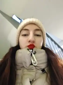 RiskyLola naked strip webcam for live sex video chat