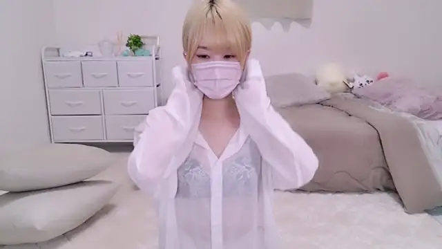 umi_umi_7 naked strip webcam for live sex video chat