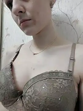 juliabant666 naked strip webcam for live sex video chat