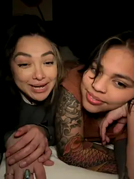 miacanela_xo naked strip webcam for live sex video chat