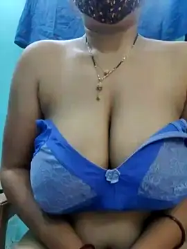 Natasha-143 naked strip webcam for live sex video chat