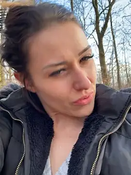 petrouchkaaa_ naked strip webcam for live sex video chat