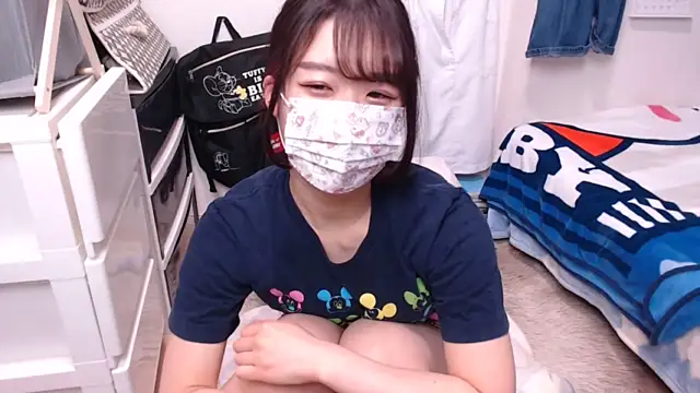 yurihana naked strip webcam for live sex video chat