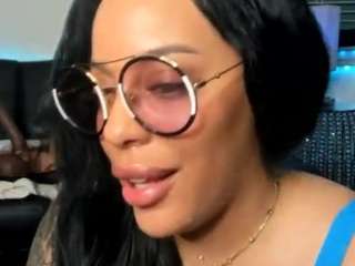 Christina Luvv nude hot live sex chat