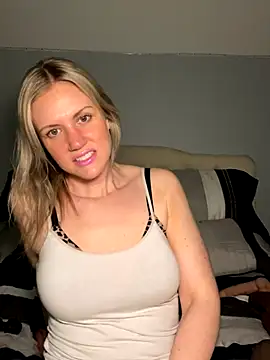Kay_Cakes naked strip webcam for live sex video chat