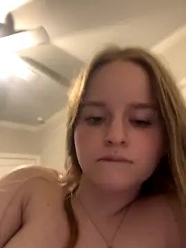layaluv naked strip webcam for live sex video chat