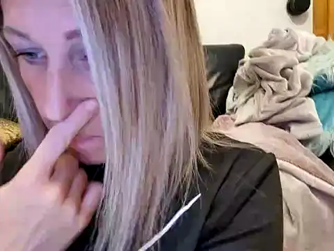 sweethotmilf888 naked strip webcam for live sex video chat