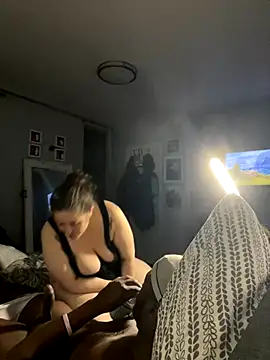 sylviahhh naked strip webcam for live sex video chat