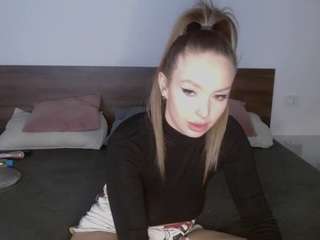 AnnaMaee nude hot live sex chat