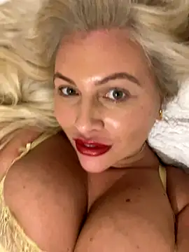 Arabellalee23 naked strip webcam for live sex video chat