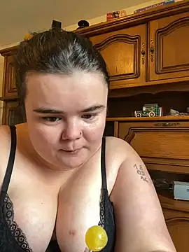 cigallia naked strip webcam for live sex video chat