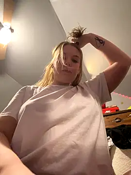 deyliawhorez naked strip webcam for live sex video chat