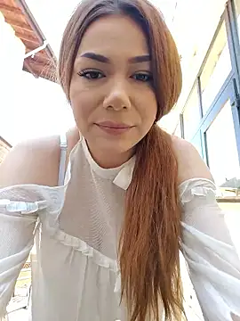 Ella_sweety naked strip webcam for live sex video chat