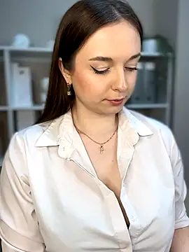Lira_Grayce naked strip webcam for live sex video chat