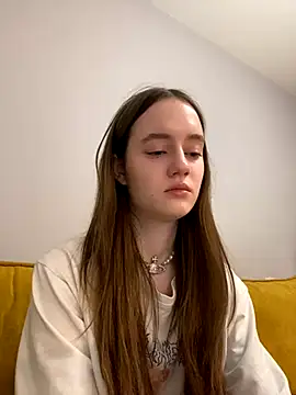 malyshhka naked strip webcam for live sex video chat