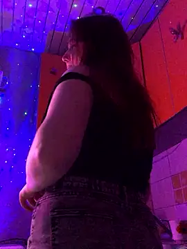 Milana_Mill naked strip webcam for live sex video chat