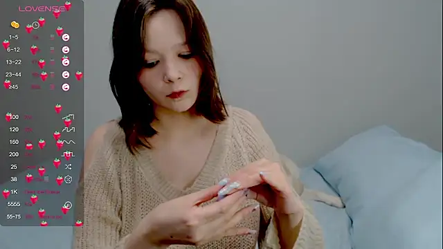 Milky__oolong naked strip webcam for live sex video chat