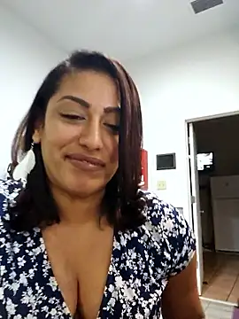 nikkierose naked strip webcam for live sex video chat