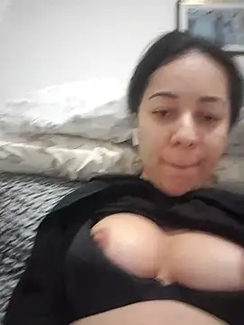 Tatavogliosa89 naked strip webcam for live sex video chat